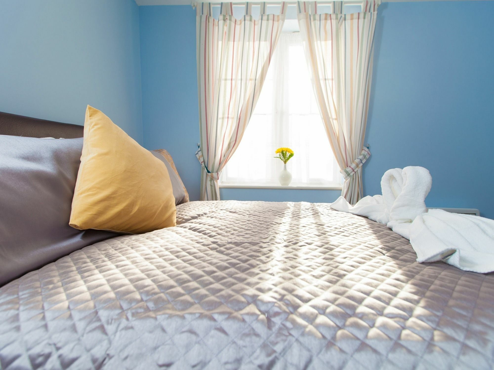 Harrow Private Rooms Ngoại thất bức ảnh