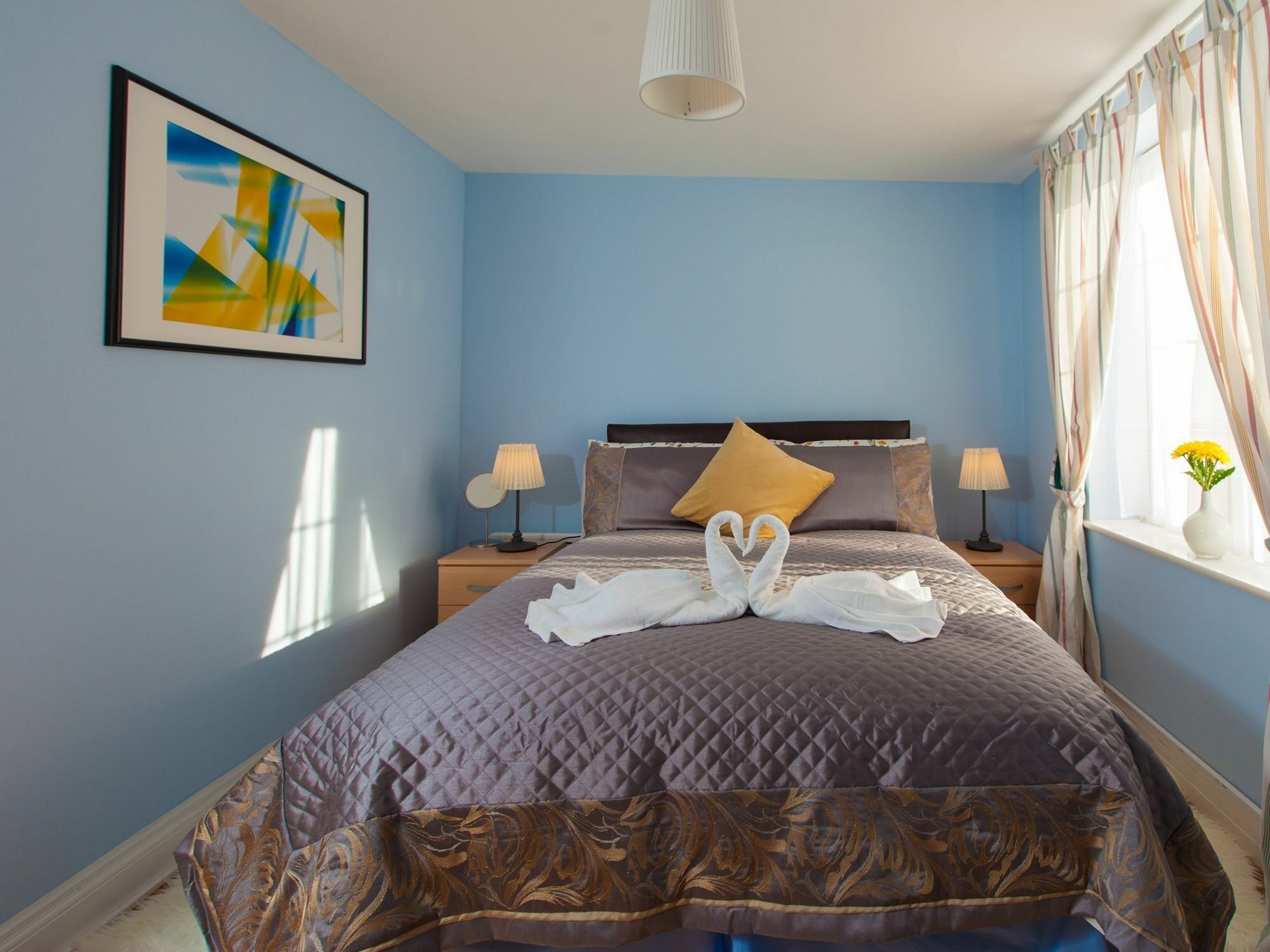 Harrow Private Rooms Ngoại thất bức ảnh