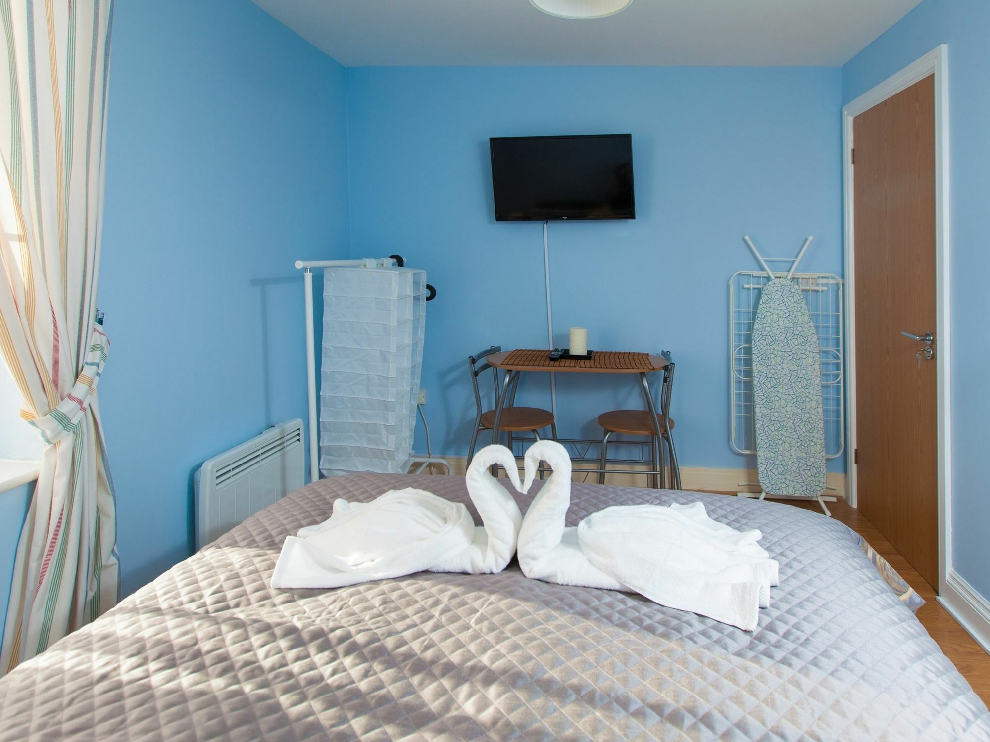 Harrow Private Rooms Ngoại thất bức ảnh